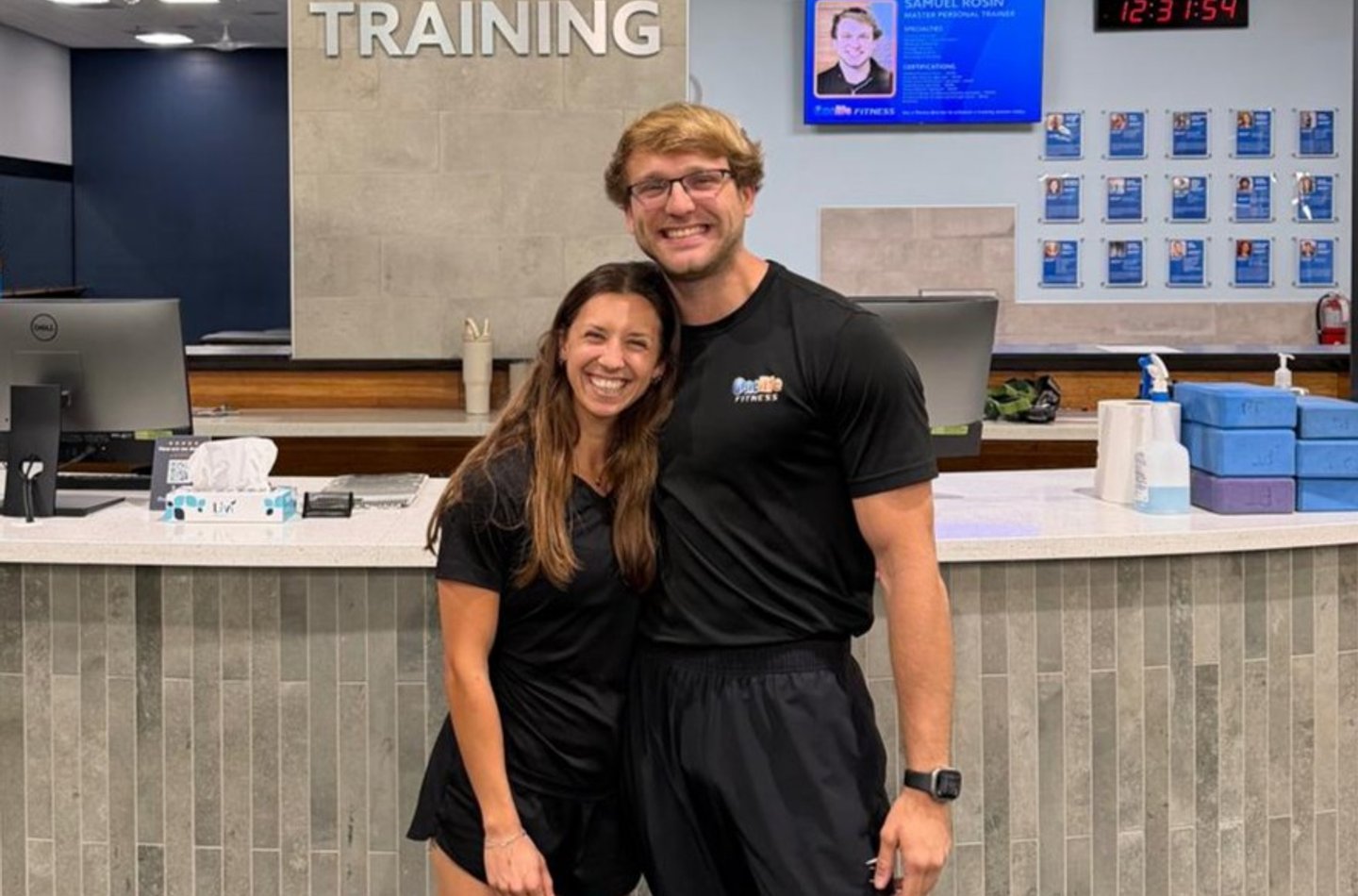 Rachel Tregoning training a client at B4 Fitness